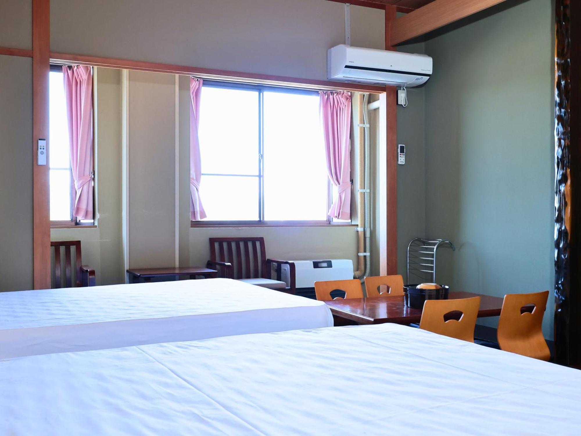 Oyado Hachibei Hotel Takayama  Exterior foto