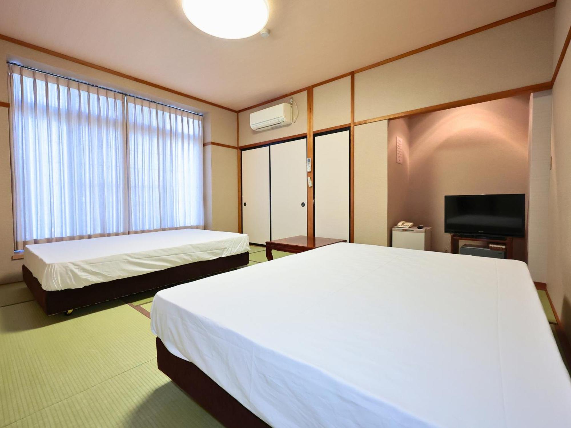 Oyado Hachibei Hotel Takayama  Exterior foto